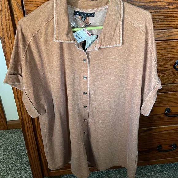 Jane & Delancey Casual Tan Shirt - Picture 2 of 10